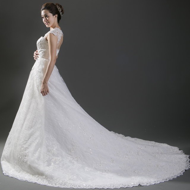 婚紗 禮服出租 | 手工白紗 | 手工婚紗 