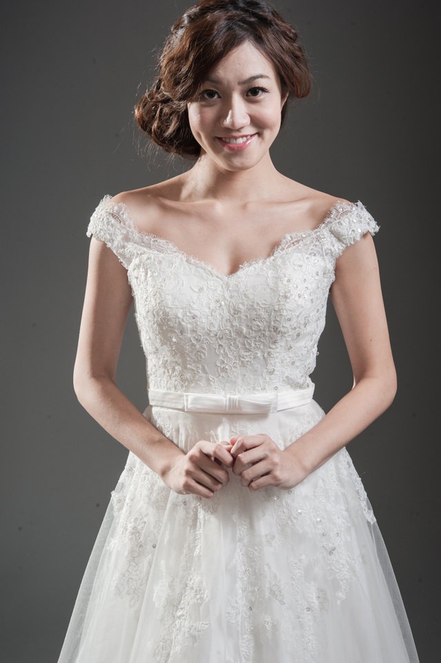 婚紗 禮服出租 | 手工白紗 | 手工婚紗 