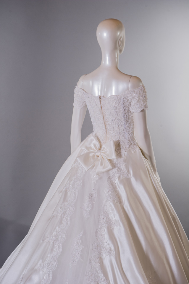 婚紗 禮服出租 | 手工白紗 | 手工婚紗 