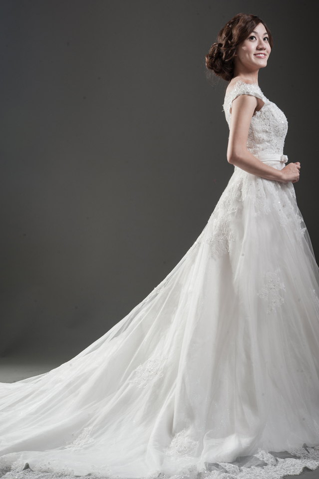 婚紗 禮服出租 | 手工白紗 | 手工婚紗 
