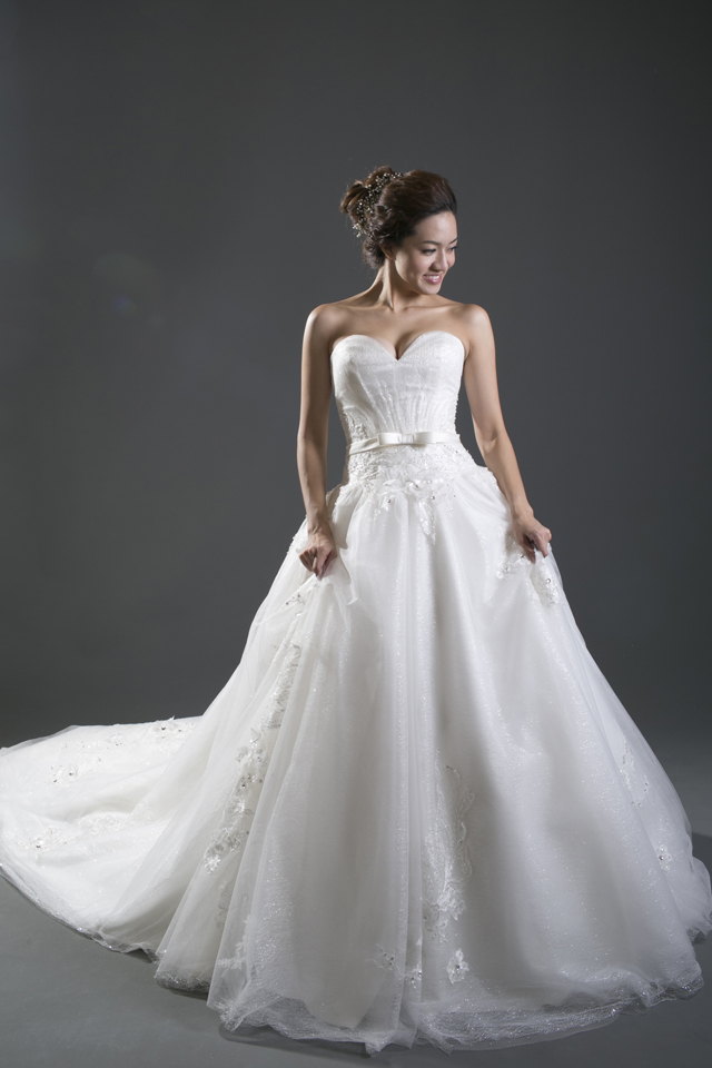 婚紗 禮服出租 | 手工白紗 | 手工婚紗 