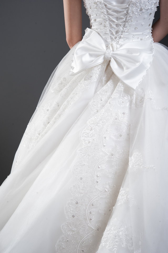 婚紗 禮服出租 | 手工白紗 | 手工婚紗 