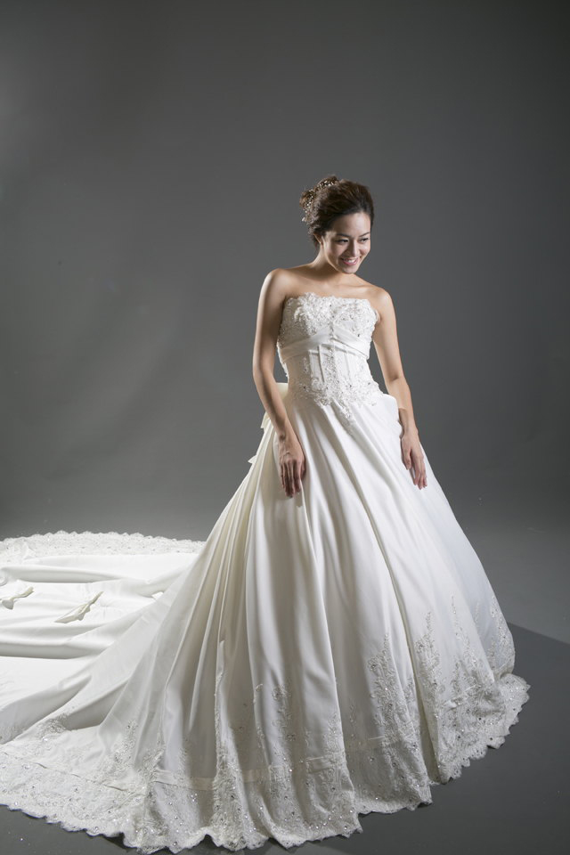 婚紗 禮服出租 | 手工白紗 | 手工婚紗 